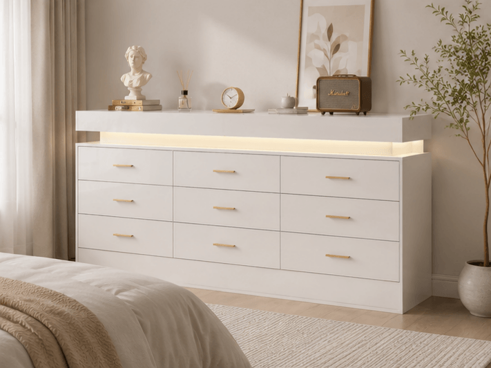 Dressers & Chests